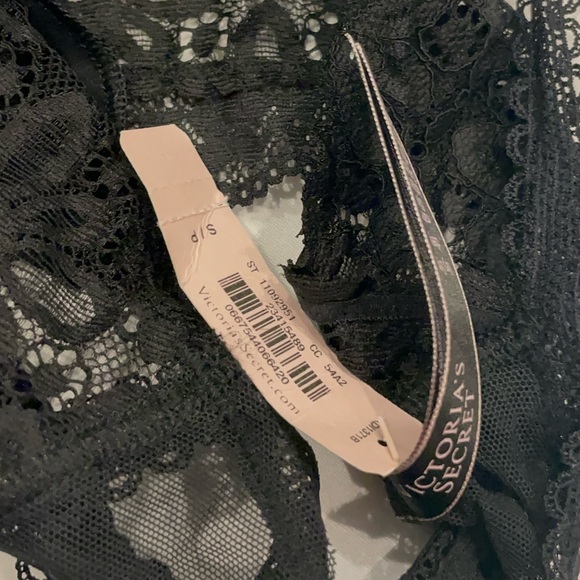 NEW WITH TAGS VICTORIA’S SECRET SIZE S 2 PK OF BLACK CHEEKY PANTIE - Picture 4 of 7